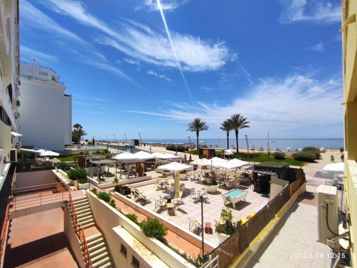 Cozy Apartment In Quarteira Buitenkant foto