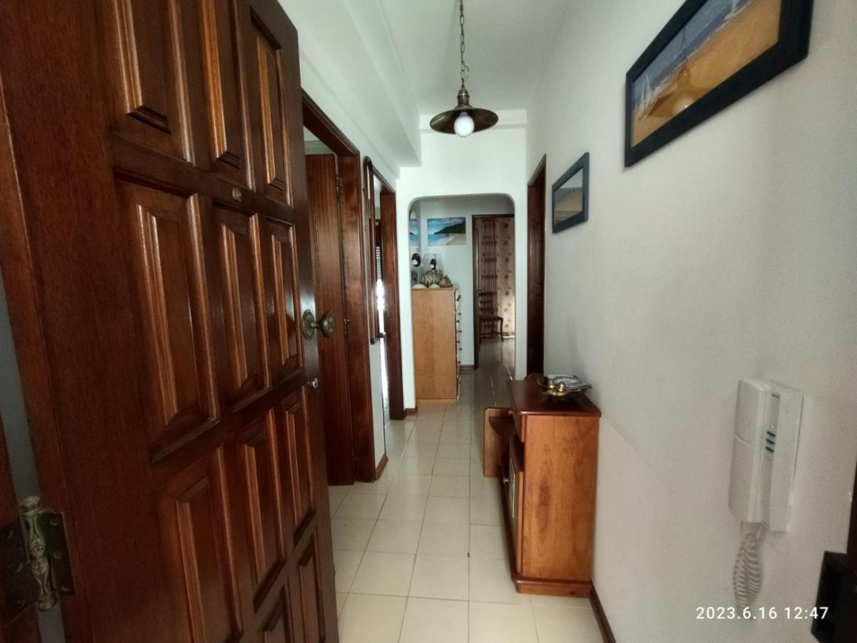 Cozy Apartment In Quarteira Buitenkant foto
