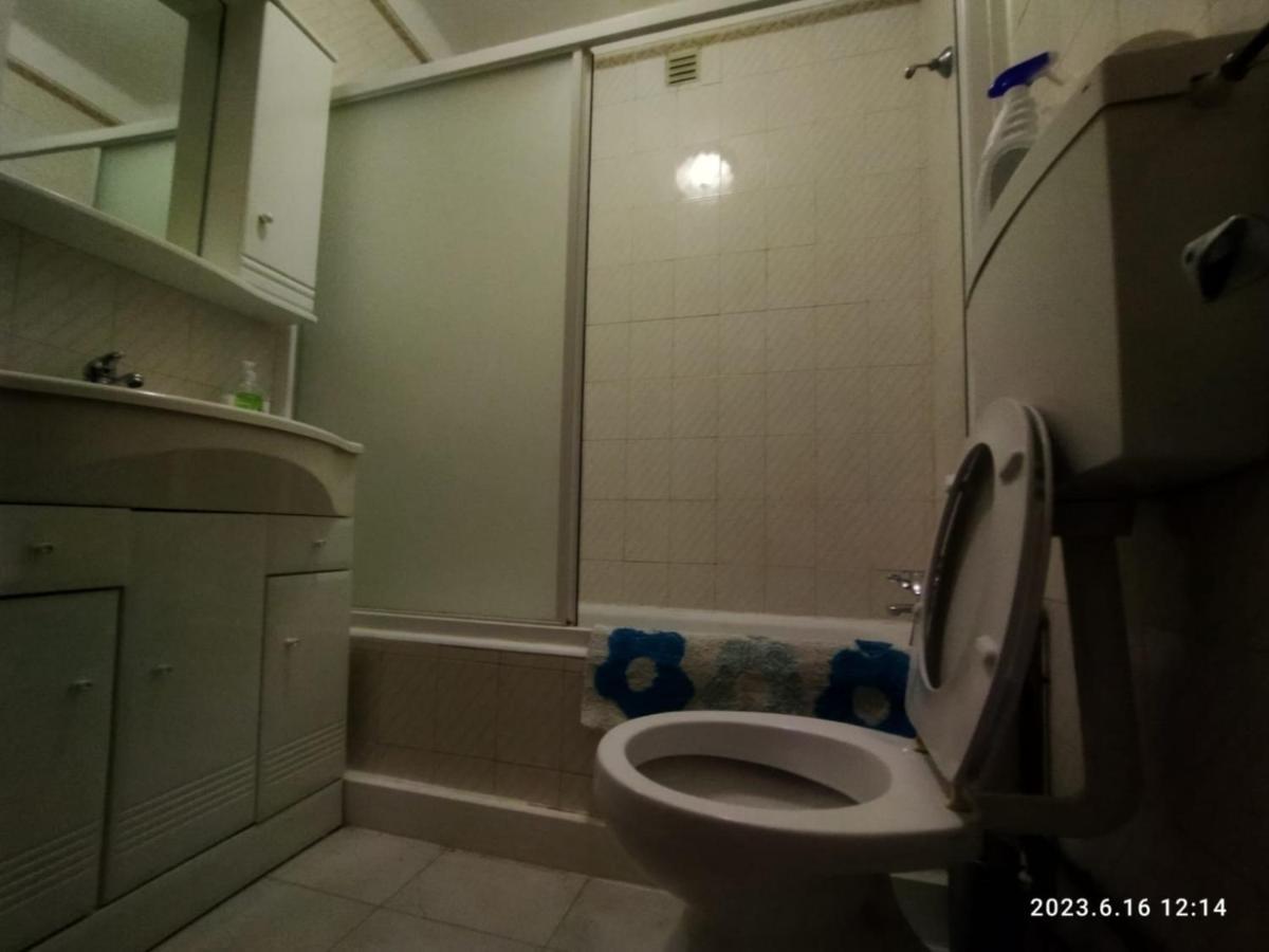 Cozy Apartment In Quarteira Buitenkant foto