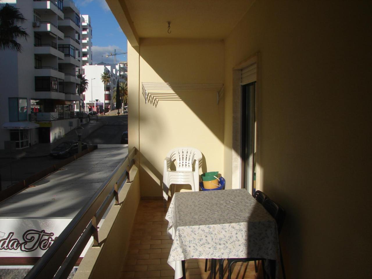Cozy Apartment In Quarteira Buitenkant foto